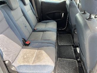 Citroën Berlingo Berlingo Cinqspace, Multispace MPV 1.6 Hdi 16V 90 (DV6ATED4(9HX)) [66k=
W]  (04-2008/12-2018) picture 10