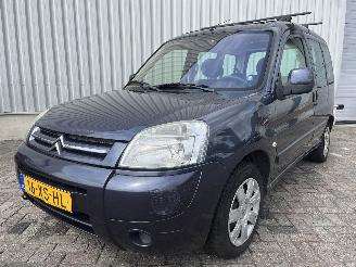 Citroën Berlingo Berlingo Cinqspace, Multispace MPV 1.6 16V (TU5JP4(NFU)) [80kW]  (10-2=
000/12-2011) picture 3