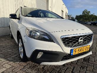 Volvo V-40 V40 Cross Country (MZ) Hatchback 5-drs 1.6 D2 (D4162T) [84kW]  (10-201=
2/12-2016) picture 4