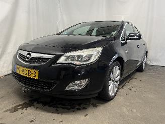 Opel Astra Astra J (PC6/PD6/PE6/PF6) Hatchback 5-drs 1.4 Turbo 16V (A14NET(Euro 5=
)) [103kW]  (12-2009/10-2015) picture 1