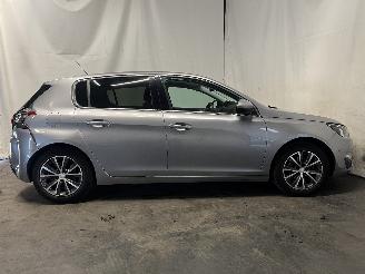 Peugeot 308 308 (L3/L8/LB/LH/LP) Hatchback 5-drs 1.2 12V e-THP PureTech 130 (EB2DT=
S(HNY)) [96kW]  (11-2013/06-2021) picture 7