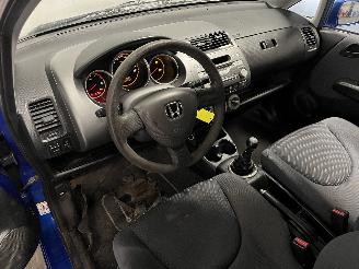 Honda Jazz Jazz (GD/GE2/GE3) Hatchback 1.2 i-DSi (L12A4) [57kW]  (03-2002/07-2008=
) picture 17