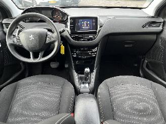 Peugeot 208 208 I (CA/CC/CK/CL) Hatchback 1.2 Vti 12V PureTech 82 (EB2F(HMZ)) [60k=
W]  (03-2012/12-2019) picture 19