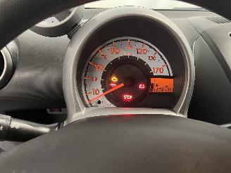 Peugeot 107 107 Hatchback 1.0 12V (384F(1KR)) [50kW]  (06-2005/05-2014) picture 22