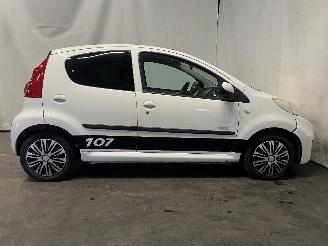 Peugeot 107 107 Hatchback 1.0 12V (384F(1KR)) [50kW]  (06-2005/05-2014) picture 7