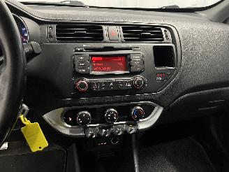 Kia Rio Rio III (UB) Hatchback 1.2 CVVT 16V (G4LA5) [63kW]  (09-2011/12-2017) picture 23