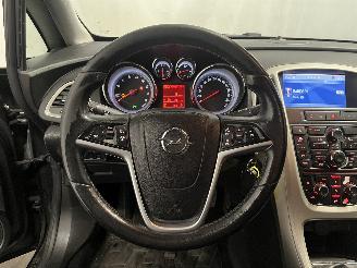 Opel Astra Astra J Sports Tourer (PD8/PE8/PF8) Combi 1.4 Turbo 16V (A14NET(Euro 5=
)) [88kW]  (10-2010/04-2016) picture 17