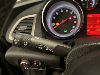 Opel Astra Astra J Sports Tourer (PD8/PE8/PF8) Combi 1.4 Turbo 16V (A14NET(Euro 5=
)) [88kW]  (10-2010/04-2016) picture 21