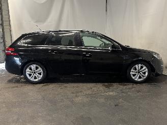Peugeot 308 308 SW (L4/L9/LC/LJ/LR) Combi 5-drs 1.6 BlueHDi 120 (DV6FC(BHZ)) [88kW=
]  (03-2014/12-2021) picture 7