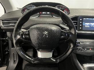 Peugeot 308 308 SW (L4/L9/LC/LJ/LR) Combi 5-drs 1.6 BlueHDi 120 (DV6FC(BHZ)) [88kW=
]  (03-2014/12-2021) picture 20
