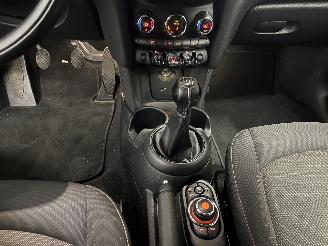 Mini Mini Mini (F56) Hatchback 3-drs 1.5 12V Cooper (B38A15A) [100kW]  (12-2013/=
=2E..) picture 20