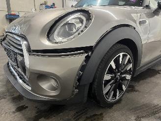 Mini Mini Mini (F56) Hatchback 3-drs 1.5 12V Cooper (B38A15A) [100kW]  (12-2013/=
=2E..) picture 10