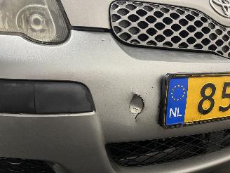 Toyota Yaris Yaris (P1) Hatchback 1.3 16V VVT-i (2SZFE) [64kW]  (04-2002/09-2005) picture 7