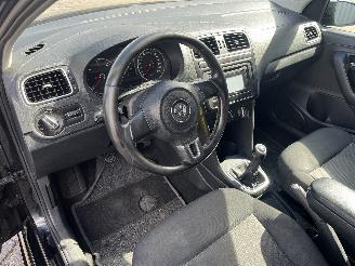 Volkswagen Polo Polo V (6R) Hatchback 1.2 TDI 12V BlueMotion (CFWA(Euro 5)) [55kW]  (1=
0-2009/05-2014) picture 23