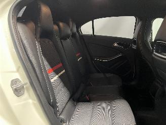 Mercedes A-klasse A (W176) Hatchback 1.6 A-180 16V (M270.910) [90kW]  (09-2012/05-2018) picture 18