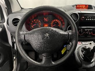Peugeot Partner Partner (GC/GF/GG/GJ/GK) Van 1.6 HDI, BlueHDI 75 (DV6FE(BHW)) [55kW]  =
(07-2011/12-2018) picture 22