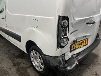 Peugeot Partner Partner (GC/GF/GG/GJ/GK) Van 1.6 HDI, BlueHDI 75 (DV6FE(BHW)) [55kW]  =
(07-2011/12-2018) picture 17