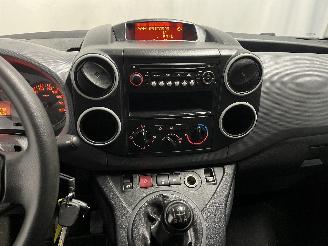 Peugeot Partner Partner (GC/GF/GG/GJ/GK) Van 1.6 HDI, BlueHDI 75 (DV6FE(BHW)) [55kW]  =
(07-2011/12-2018) picture 23