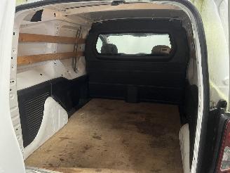 Peugeot Partner Partner (GC/GF/GG/GJ/GK) Van 1.6 HDI, BlueHDI 75 (DV6FE(BHW)) [55kW]  =
(07-2011/12-2018) picture 16
