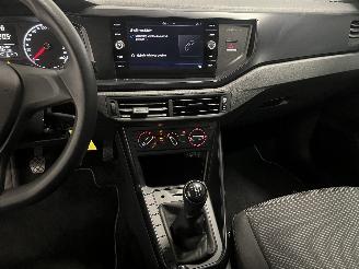 Volkswagen Polo Polo VI (AW1) Hatchback 5-drs 1.0 MPi 12V (DFNB) [48kW]  (06-2017/02-2=
020) picture 17