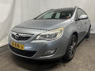 škoda osobní automobily Opel Astra Astra J Sports Tourer (PD8/PE8/PF8) Combi 1.4 16V ecoFLEX (A14XER(Euro=
 5)) [74kW]  (10-2010/10-2015) 2011/5