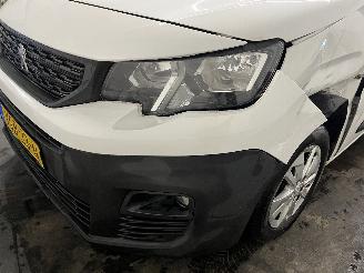 Peugeot Partner Partner (EA//EF/EN/EU) Van 1.6 BlueHDi 100 (DV6FD(BHY)) [73kW]  (09-20=
18/...) picture 17