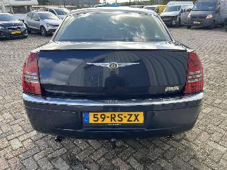 Chrysler 300 C 300 C Sedan 2.7 V6 24V (EER) [142kW]  (09-2004/12-2012) picture 8