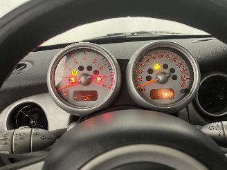 Mini Mini Mini (R50/53) Hatchback 1.6 16V Cooper S (W11-B16A) [125kW]  (07-2004/=
09-2006) picture 18