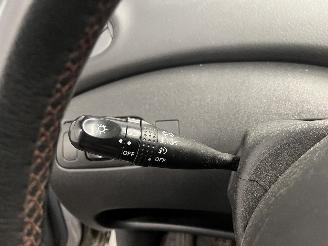 Toyota Yaris Yaris (P1) Hatchback 1.3 16V VVT-i (2SZFE) [64kW]  (04-2002/09-2005) picture 20