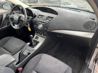 Mazda 3 3 Sport (BL14/BLA4/BLB4) Hatchback 1.6i MZR 16V (Z682) [77kW]  (12-200=
8/09-2014) picture 13