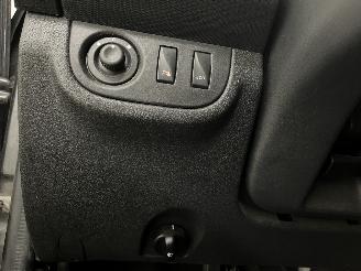 Dacia Logan Logan MCV II/III/Sandero Wagon Combi 0.9 TCE 12V LPG (H4B-405) [66kW] =
 (09-2015/...) picture 24
