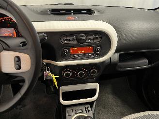 Renault Twingo Twingo III (AH) Hatchback 5-drs 1.0 SCe 70 12V (H4D-400(H4D-A4)) [52kW=
]  (09-2014/04-2019) picture 13