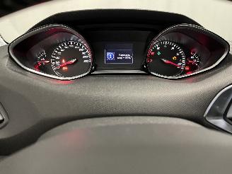 Peugeot 308 308 (L3/L8/LB/LH/LP) Hatchback 5-drs 1.6 16V THP (EP6CDT(5FA)) [92kW] =
 (09-2013/06-2021) picture 15