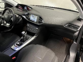 Peugeot 308 308 (L3/L8/LB/LH/LP) Hatchback 5-drs 1.6 16V THP (EP6CDT(5FA)) [92kW] =
 (09-2013/06-2021) picture 8