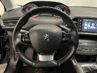 Peugeot 308 308 (L3/L8/LB/LH/LP) Hatchback 5-drs 1.6 16V THP (EP6CDT(5FA)) [92kW] =
 (09-2013/06-2021) picture 12