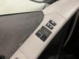 Toyota Yaris Yaris II (P9) Hatchback 1.0 12V VVT-i (1KR-FE) [51kW]  (08-2005/12-201=
1) picture 13