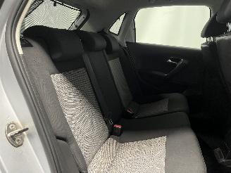 Volkswagen Polo Polo V (6R) Hatchback 1.2 TDI 12V BlueMotion (CFWA(Euro 5)) [55kW]  (1=
0-2009/05-2014) picture 14