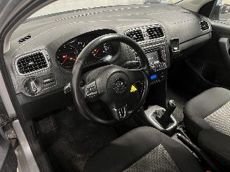 Volkswagen Polo Polo V (6R) Hatchback 1.2 TDI 12V BlueMotion (CFWA(Euro 5)) [55kW]  (1=
0-2009/05-2014) picture 16