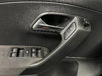 Volkswagen Polo Polo V (6R) Hatchback 1.2 TDI 12V BlueMotion (CFWA(Euro 5)) [55kW]  (1=
0-2009/05-2014) picture 23