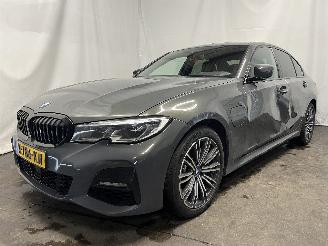 BMW 3-serie 3 serie (G20) Sedan 330e 2.0 TwinPower Turbo 16V (B48-B20A) [215kW]  (=
07-2019/...) picture 3