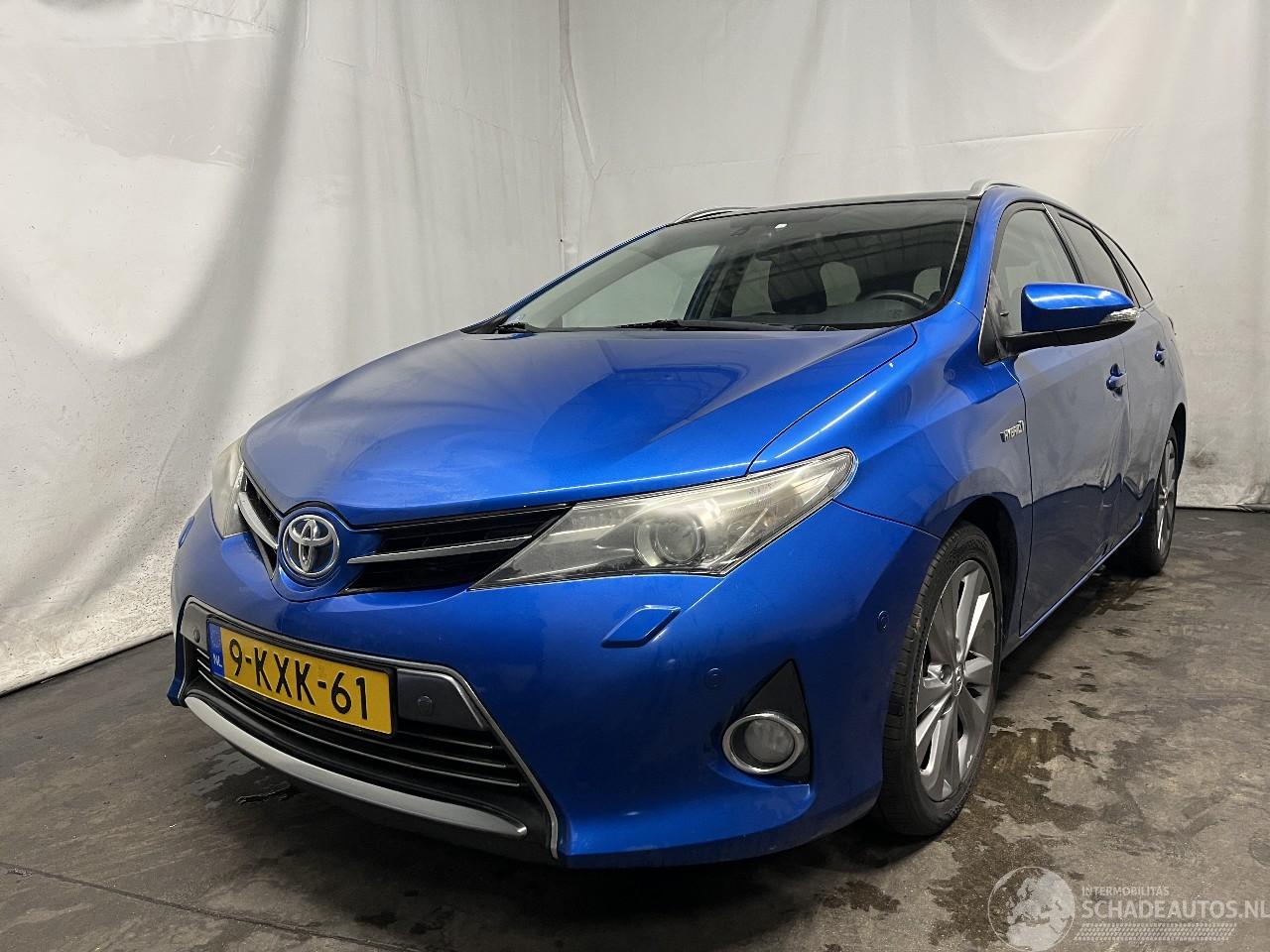 Toyota Auris Auris Touring Sports (E18) Combi 1.8 16V Hybrid (2ZRFXE) [100kW]  (07-=
2013/12-2018)