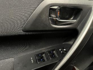 Toyota Auris Auris Touring Sports (E18) Combi 1.8 16V Hybrid (2ZRFXE) [100kW]  (07-=
2013/12-2018) picture 25