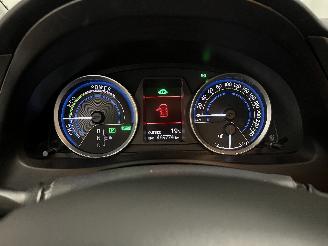 Toyota Auris Auris Touring Sports (E18) Combi 1.8 16V Hybrid (2ZRFXE) [100kW]  (07-=
2013/12-2018) picture 21