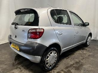 Toyota Yaris Yaris (P1) Hatchback 1.0 16V VVT-i (1SZFE) [50kW]  (04-1999/09-2005) picture 6