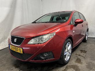 Unfallwagen Seat Ibiza Ibiza ST (6J8) Combi 1.6 TDI 105 (CAYC) [77kW]  (03-2010/05-2015) 2011/1