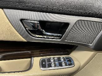 Jaguar XF XF Sportbrake Combi 2.2 D 16V (224DT(DW12C)) [120kW]  (09-2012/04-2014=
) picture 17