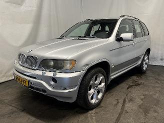 BMW X5 X5 (E53) SUV 4.4 V8 32V (M62-B44(448S2)) [210kW]  (01-2000/09-2003) picture 3