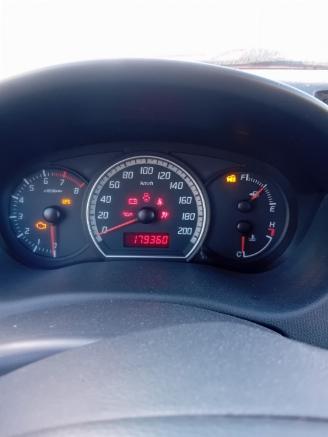 Suzuki Swift Swift (ZA/ZC/ZD1/2/3/9) Hatchback 1.3 VVT 16V (M13A VVT) [68kW]  (02-2=
005/06-2012) picture 2