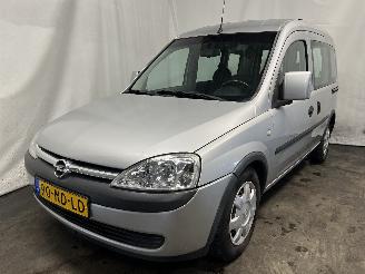 Coche accidentado Opel Combo Combo Tour (Corsa C) MPV 1.6 (Z16SE) [64kW]  (10-2001/09-2006) 2003/7