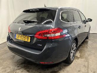 Peugeot 308 308 SW (L4/L9/LC/LJ/LR) Combi 5-drs 1.2 12V e-THP PureTech 130 (EB2DTS=
(HNY)) [96kW]  (03-2014/06-2021) picture 4